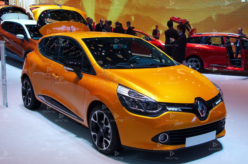 Сход-развал Renault Clio в Темрюке