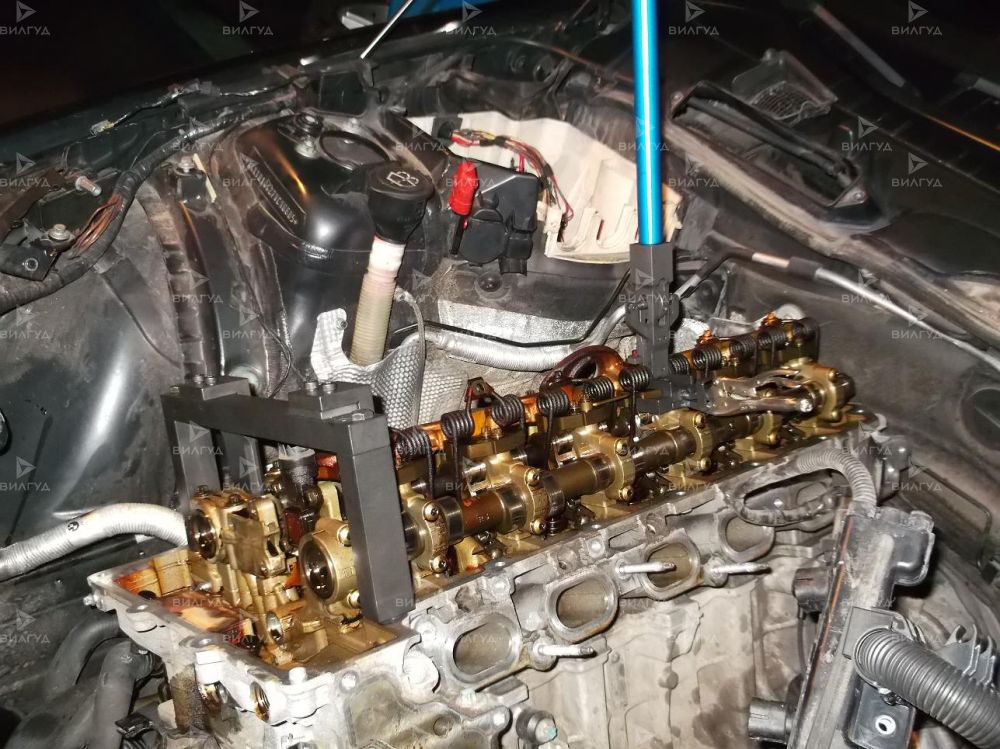 Замена маслосъемных колпачков Datsun в Темрюке