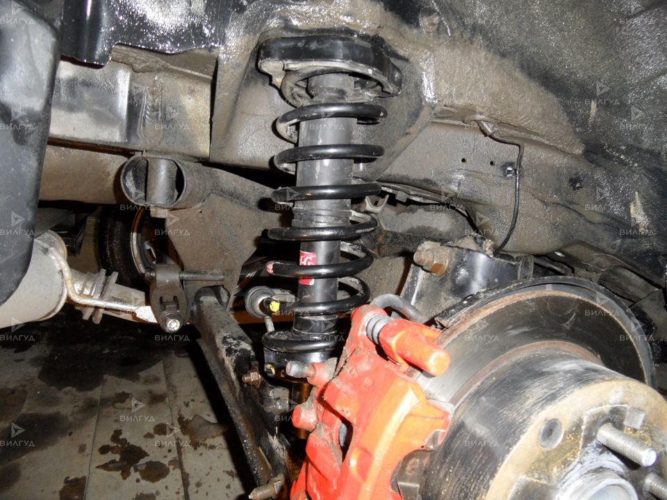 Замена задних и передних амортизаторов Datsun в Темрюке
