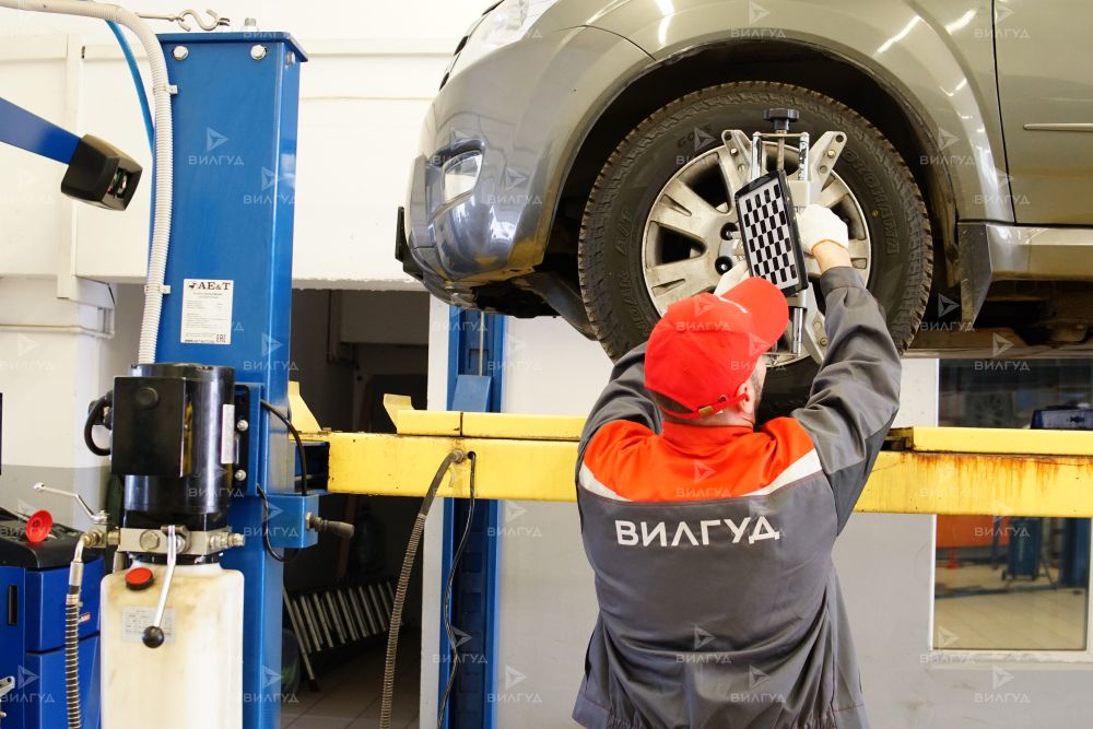 Регулировка схождения колес Toyota Tundra в Темрюке