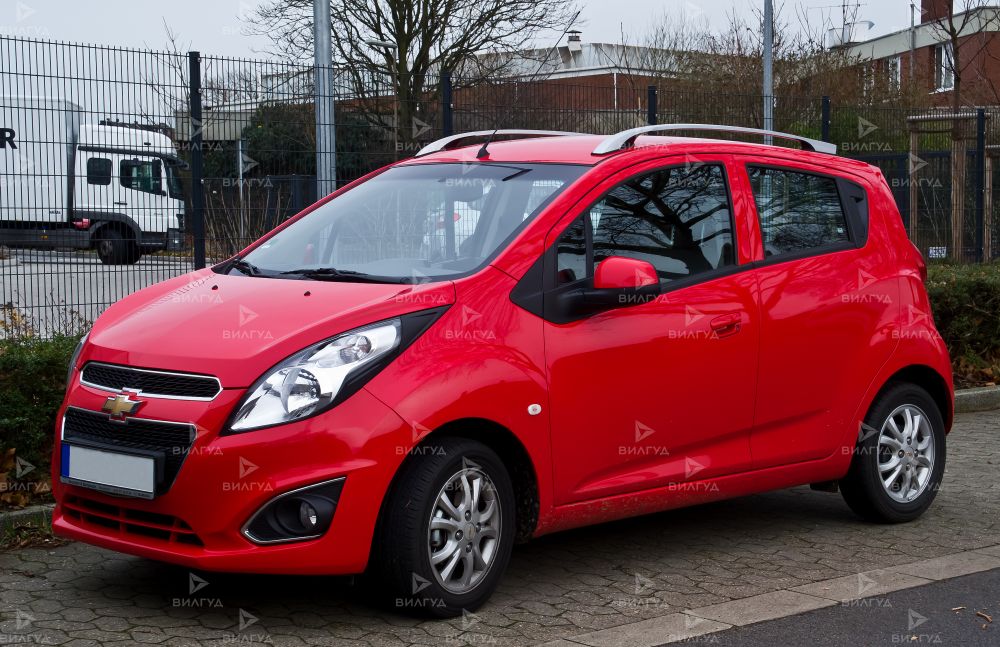 Замена водяного насоса Chevrolet Spark в Темрюке