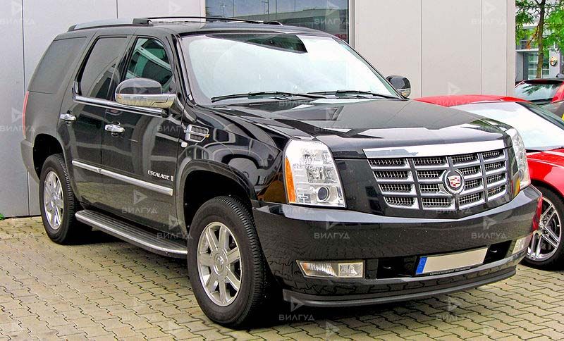 Замена задних и передних стоек Cadillac Escalade в Темрюке